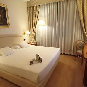 best-western-hotel-globus-city.emilia-romagnahotels.net/