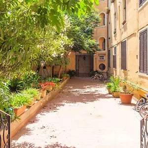 Le Di Borgo Pensión