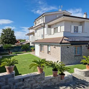 Castelbarco House B Pensión